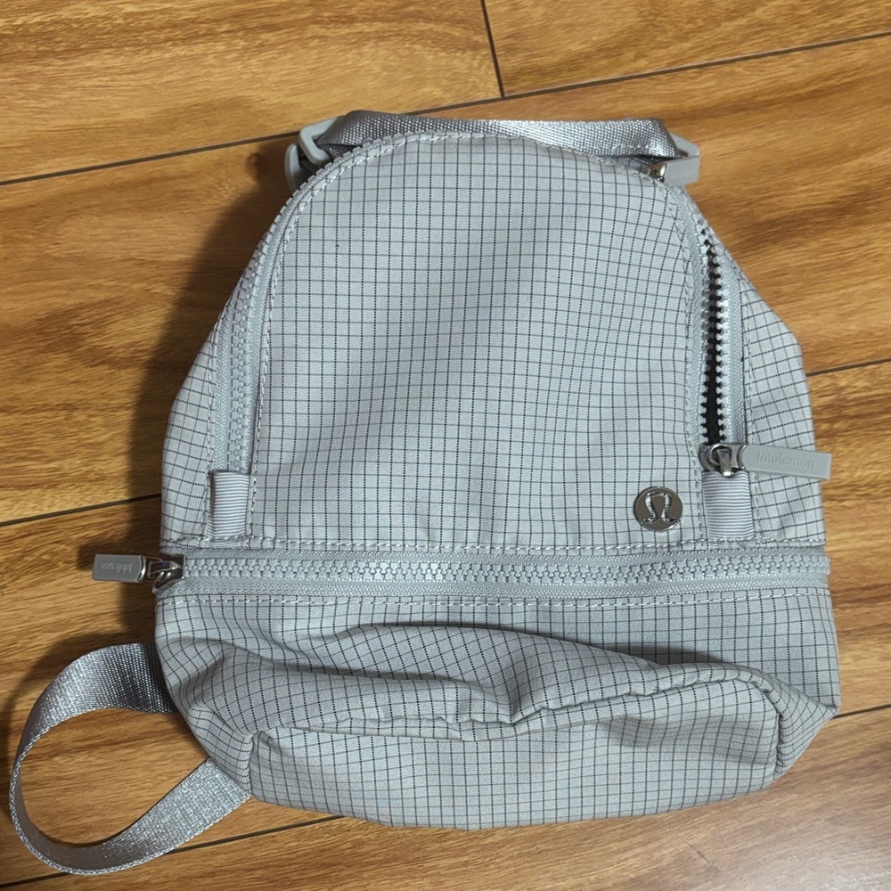 lululemon city adventurer micro 3L backpack